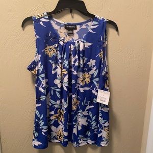 Liz Claiborne Sleeveless Pleated Neck Dress Shirt